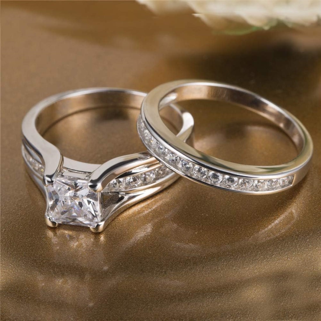 Timeless Elegance Redefined: The MABELLA 925 Sterling Silver Princess Cut Cubic Zirconia Bridal Ring Set